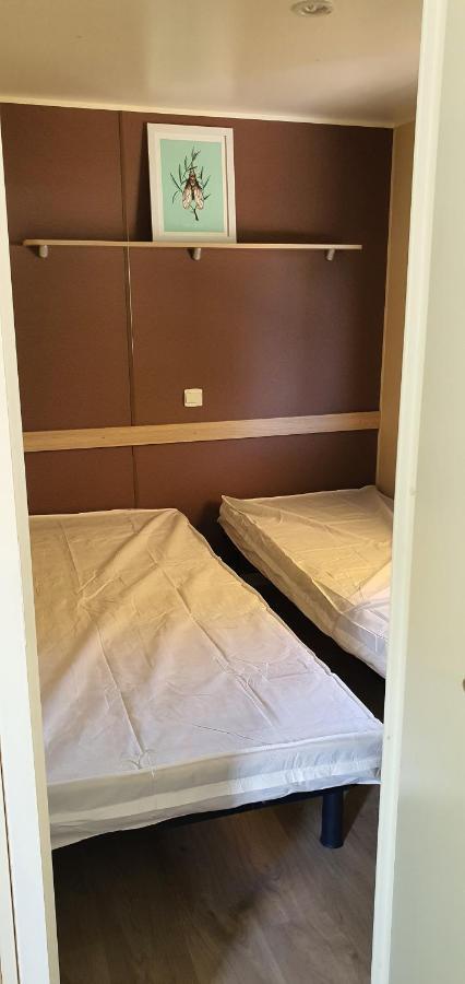 Mobil Home Climatise 6 Personnes ラ・ロック・ダンテロン エクステリア 写真
